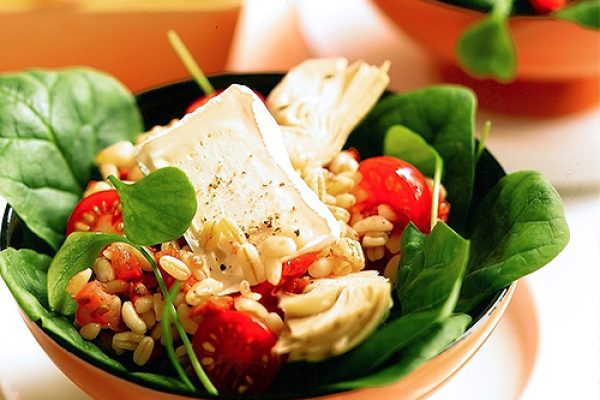 Salada de espinafres, trigo e Caprice des Dieux